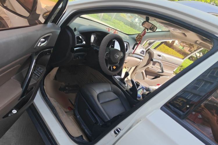 Used GAC Trumpchi GS4 2017 200T Manual Two-Wheel Drive Elite Edition Driver Seat