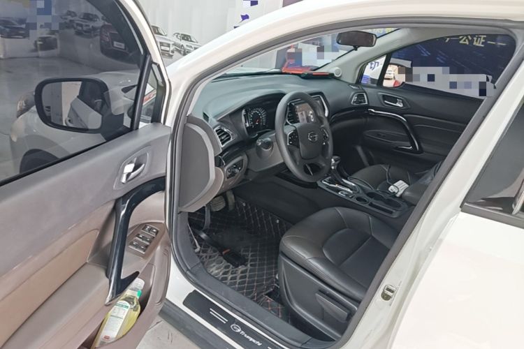 Used GAC Trumpchi GS4 2017 235T G-DCT Two-Wheel Drive Elite Edition Driver Seat