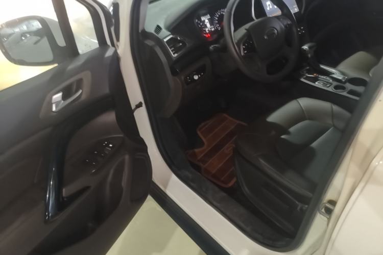 Used GAC Trumpchi GS4 2017 235T Automatic Two-Wheel Drive Elite Edition Driver Seat