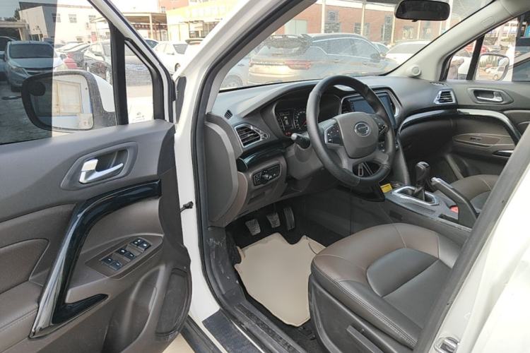 Used GAC Trumpchi GS4 2017 200T Manual Two-Wheel Drive Elite Edition Driver Seat