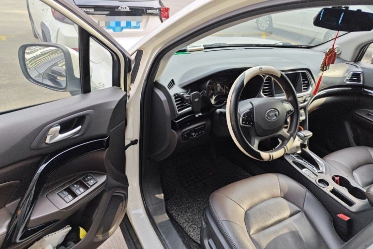 Used GAC Trumpchi GS4 2017 235T Automatic Two-Wheel Drive Luxury Smart Connectivity Version Driver Seat