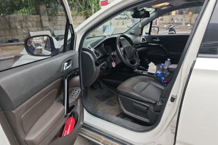 Used GAC Trumpchi GS4 2017 235T Automatic Two-Wheel Drive Elite Edition Driver Seat