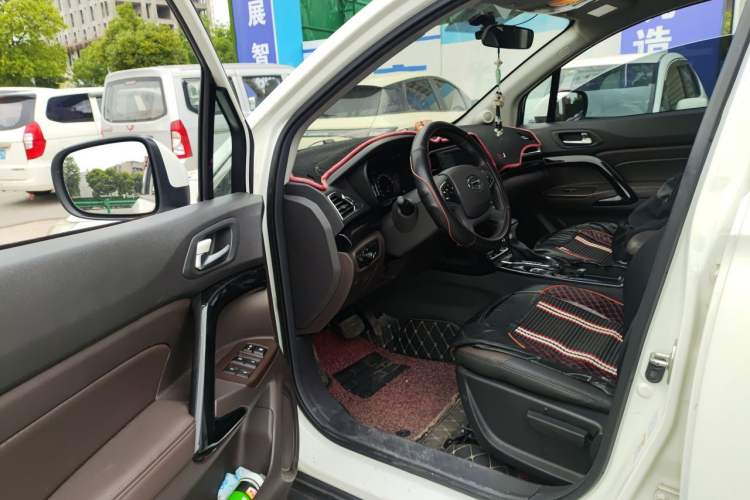 Used GAC Trumpchi GS4 2017 235T Automatic Two-Wheel Drive Elite Edition Driver Seat
