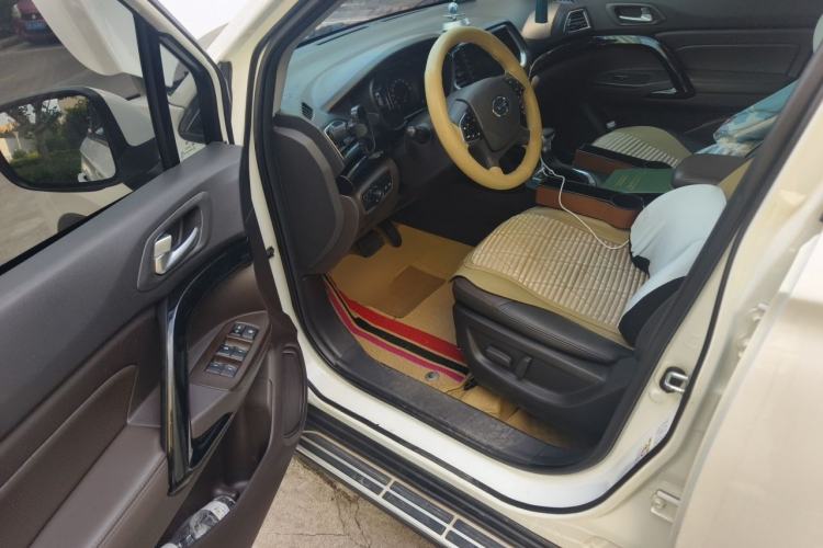 Used GAC Trumpchi GS4 2017 235T Automatic Two-Wheel Drive Luxury Smart Connectivity Version Driver Seat
