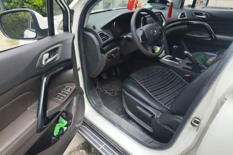 Used GAC Trumpchi GS4 2017 200T Manual Two-Wheel Drive Comfort Edition Driver Seat