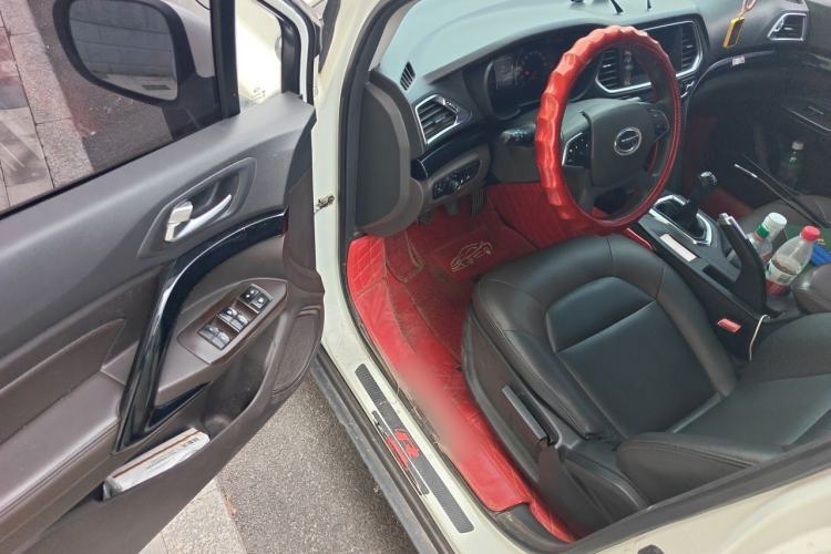 Used GAC Trumpchi GS4 2017 200T Manual Two-Wheel Drive Elite Edition Driver Seat