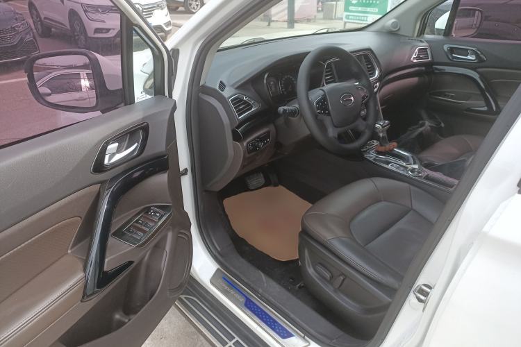 Used GAC Trumpchi GS4 2017 235T Automatic Two-Wheel Drive Luxury Smart Connectivity Version Driver Seat