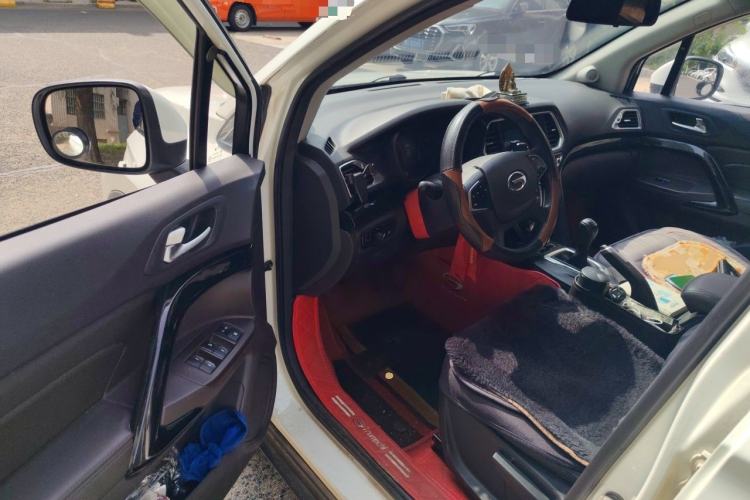 Used GAC Trumpchi GS4 2017 200T Manual Two-Wheel Drive Elite Edition Driver Seat