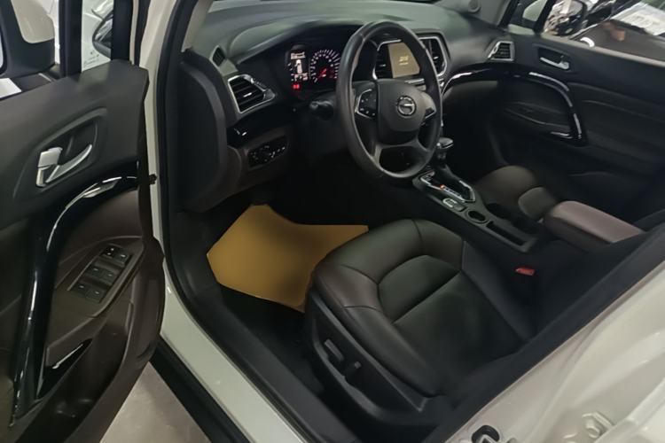 Used GAC Trumpchi GS4 2017 235T Automatic Two-Wheel Drive Luxury Smart Connectivity Version Driver Seat