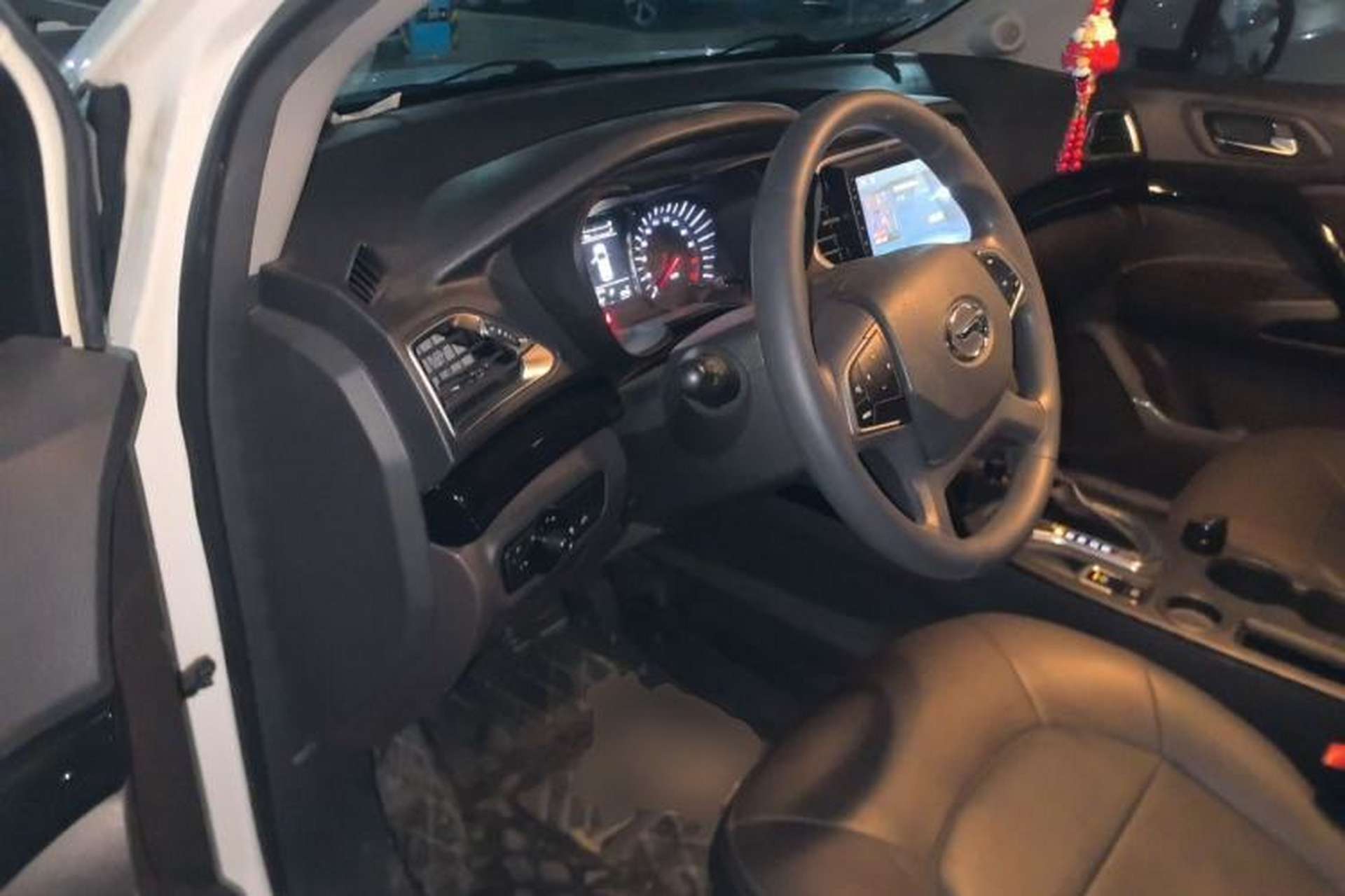 Used GAC Trumpchi GS4 2017 235T Automatic Two-Wheel Drive Elite Edition Driver Seat