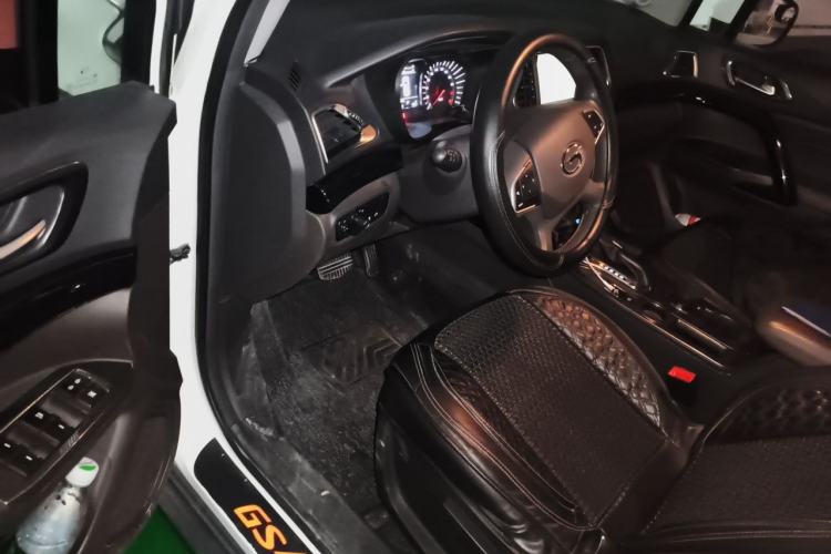 Used GAC Trumpchi GS4 2017 235T Automatic Two-Wheel Drive Elite Edition Driver Seat