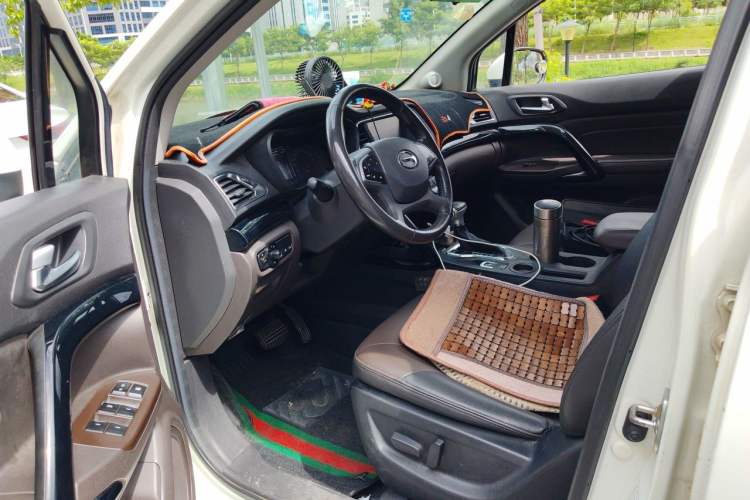 Used GAC Trumpchi GS4 2017 235T Automatic Two-Wheel Drive Luxury Smart Connectivity Version Driver Seat