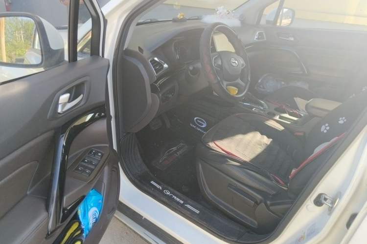 Used GAC Trumpchi GS4 2017 235T Automatic Two-Wheel Drive Elite Edition Driver Seat