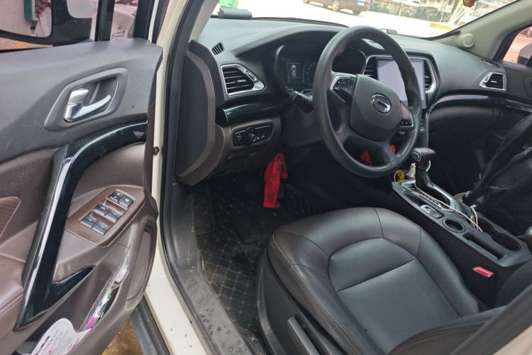 Used GAC Trumpchi GS4 2017 235T Automatic Two-Wheel Drive Elite Edition Driver Seat