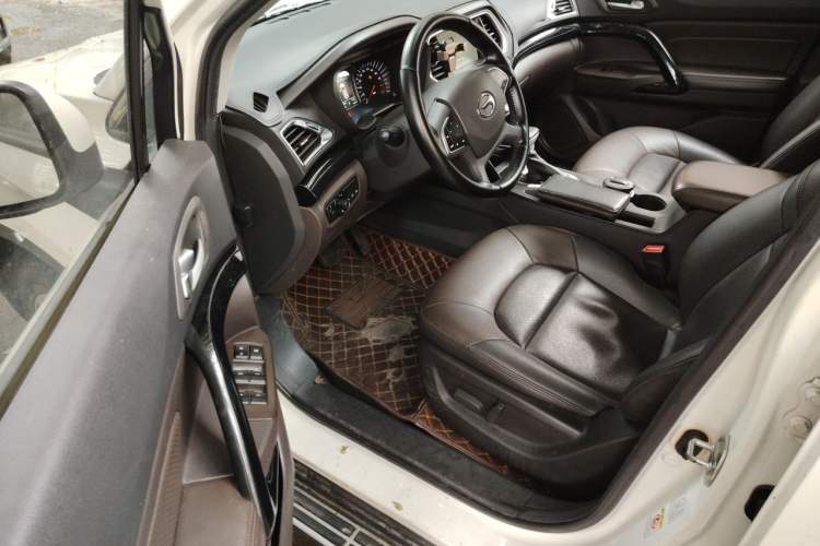 Used GAC Trumpchi GS4 2017 235T Automatic Two-Wheel Drive Luxury Smart Connectivity Version Driver Seat