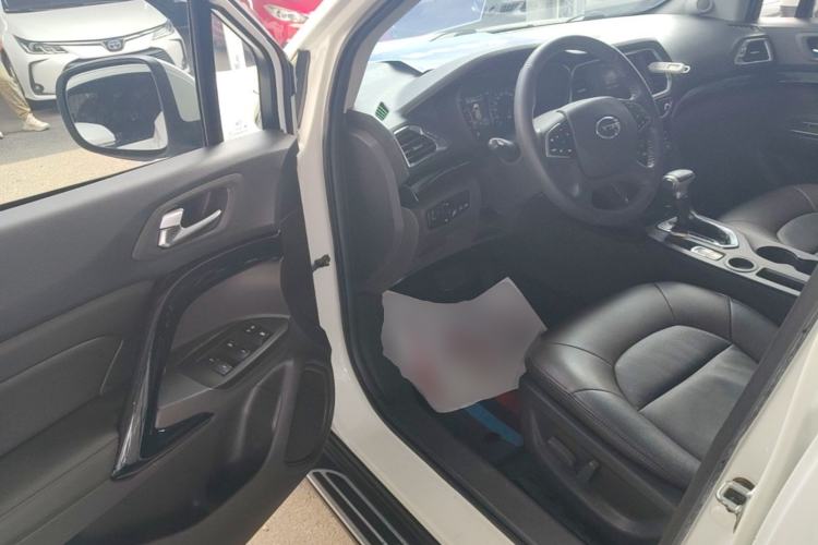 Used GAC Trumpchi GS4 2017 235T Automatic Two-Wheel Drive Luxury Smart Connectivity Version Driver Seat