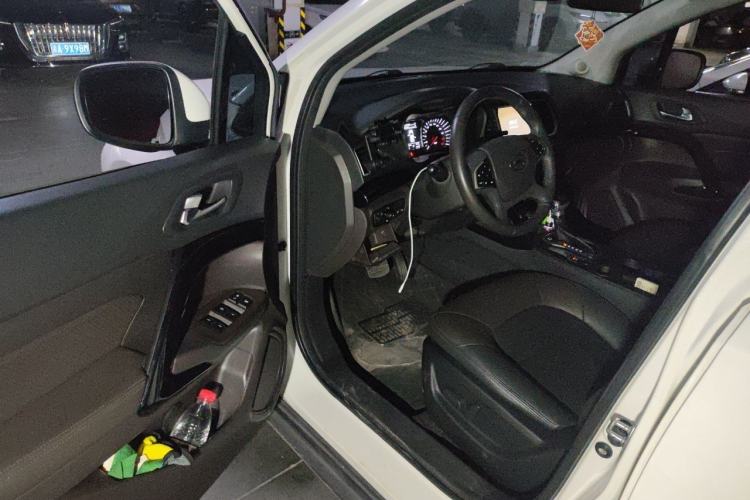 Used GAC Trumpchi GS4 2017 235T Automatic Two-Wheel Drive Luxury Smart Connectivity Version Driver Seat