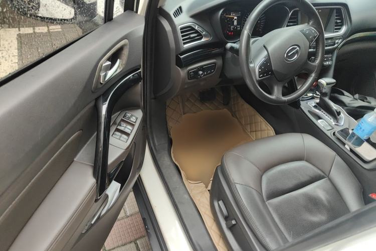 Used GAC Trumpchi GS4 2017 235T Automatic Two-Wheel Drive Luxury Smart Connectivity Version Driver Seat