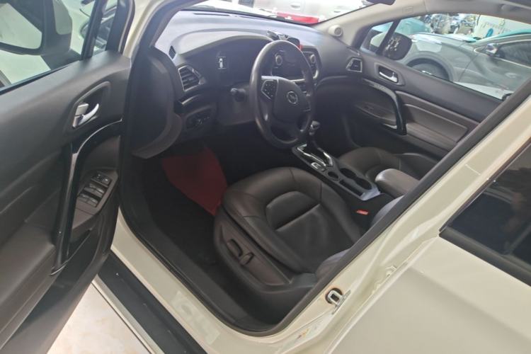 Used GAC Trumpchi GS4 2017 235T Automatic Two-Wheel Drive Luxury Smart Connectivity Version Driver Seat