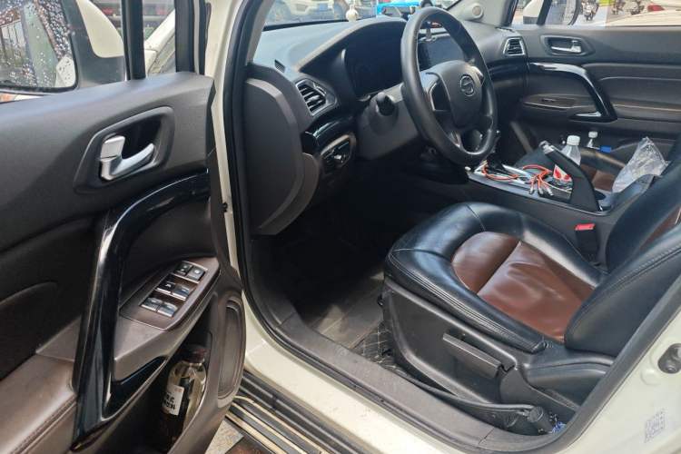 Used GAC Trumpchi GS4 2017 200T G-DCT Two-Wheel Drive Comfort Edition Driver Seat