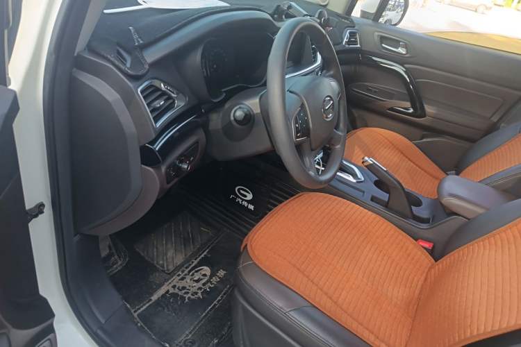 Used GAC Trumpchi GS4 2017 200T G-DCT Two-Wheel Drive Elite Edition Driver Seat