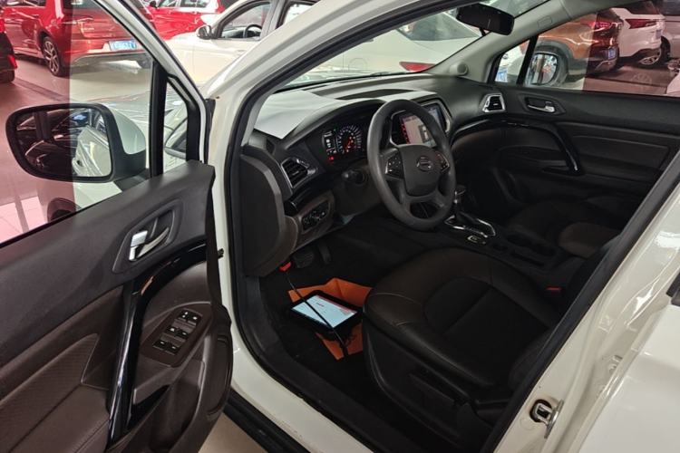 Used GAC Trumpchi GS4 2017 235T Automatic Two-Wheel Drive Elite Edition Driver Seat