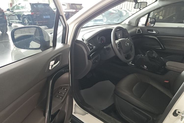 Used GAC Trumpchi GS4 2017 235T Automatic Two-Wheel Drive Elite Edition Driver Seat