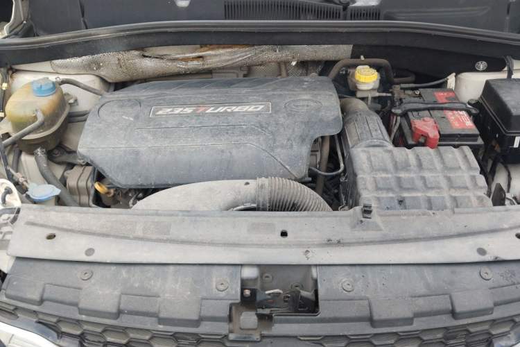 Used GAC Trumpchi GS4 2017 235T Automatic Two-Wheel Drive Luxury Smart Connectivity Version Engine Bay