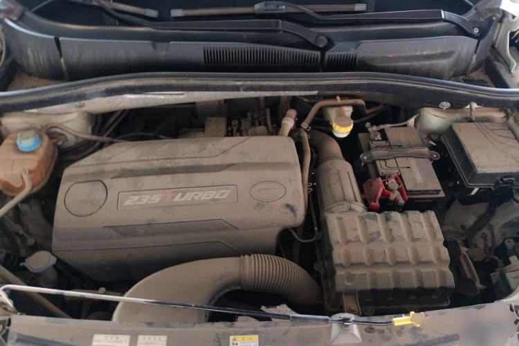 Used GAC Trumpchi GS4 2017 235T Manual Two-Wheel Drive Luxury Edition Engine Bay