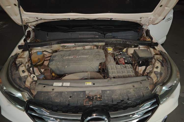 Used GAC Trumpchi GS4 2017 235T Automatic Two-Wheel Drive Elite Edition Engine Bay