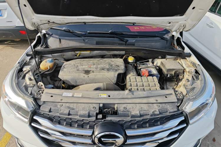 Used GAC Trumpchi GS4 2017 235T Automatic Two-Wheel Drive Elite Edition Engine Bay
