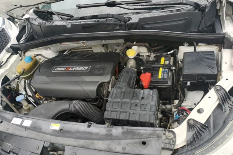 Used GAC Trumpchi GS4 2017 200T Manual Two-Wheel Drive Elite Edition Engine Bay
