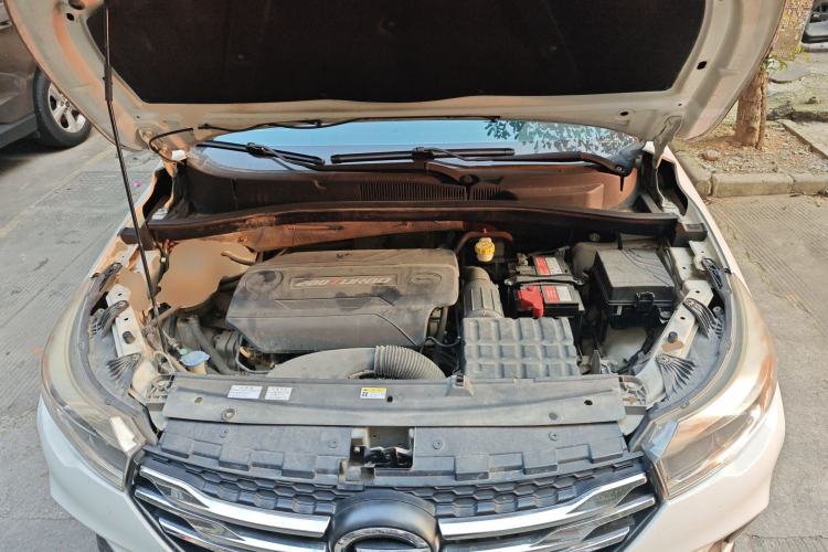 Used GAC Trumpchi GS4 2017 200T Manual Two-Wheel Drive Elite Edition Engine Bay