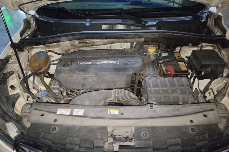 Used GAC Trumpchi GS4 2017 235T Automatic Two-Wheel Drive Elite Edition Engine Bay