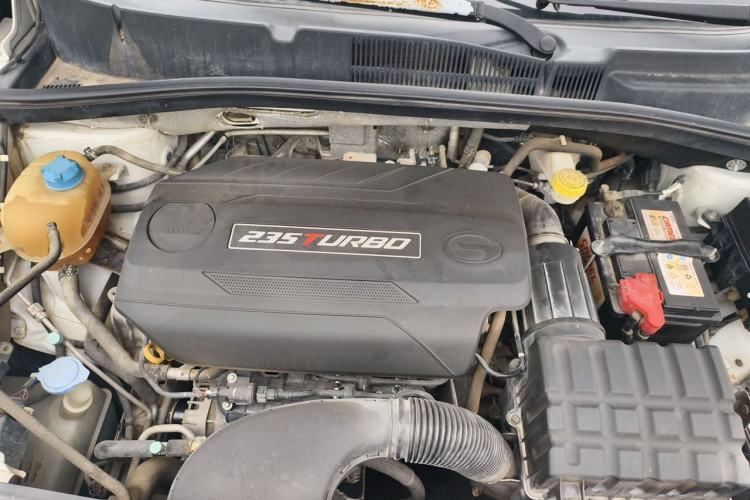 Used GAC Trumpchi GS4 2017 235T Manual Two-Wheel Drive Luxury Edition Engine Bay