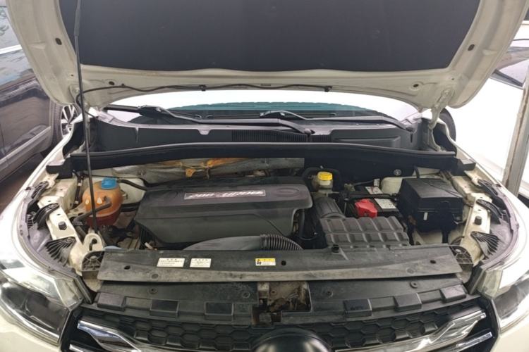 Used GAC Trumpchi GS4 2017 200T G-DCT Two-Wheel Drive Elite Edition Engine Bay