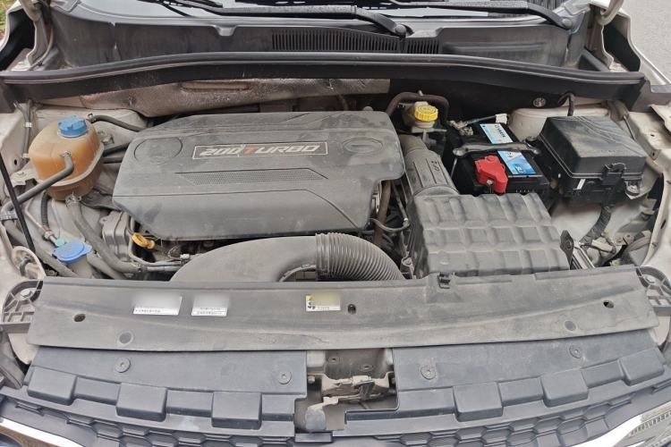 Used GAC Trumpchi GS4 2017 200T G-DCT Two-Wheel Drive Elite Edition Engine Bay