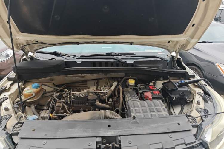 Used GAC Trumpchi GS4 2017 235T Automatic Two-Wheel Drive Elite Edition Engine Bay