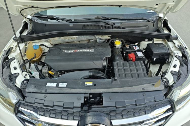 Used GAC Trumpchi GS4 2017 235T Automatic Two-Wheel Drive Elite Edition Engine Bay