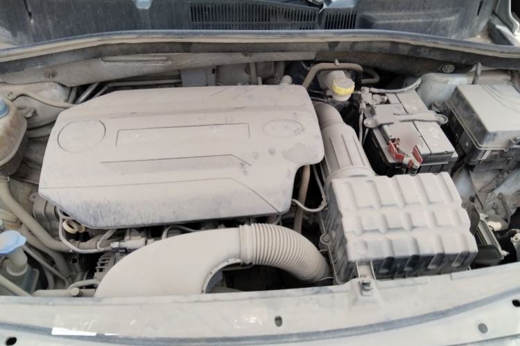 Used GAC Trumpchi GS4 2017 235T Automatic Two-Wheel Drive Luxury Smart Connectivity Version Engine Bay
