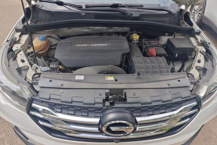 Used GAC Trumpchi GS4 2017 235T Automatic Two-Wheel Drive Luxury Smart Connectivity Version Engine Bay