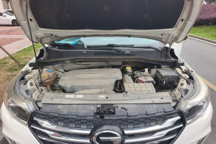 Used GAC Trumpchi GS4 2017 235T Automatic Two-Wheel Drive Elite Edition Engine Bay