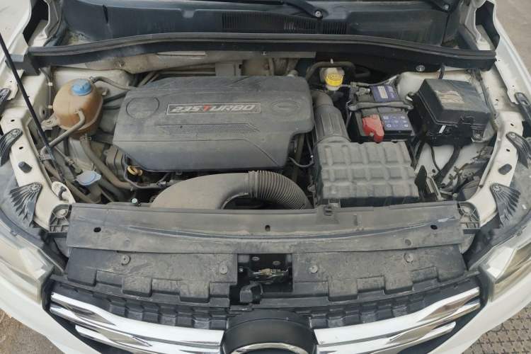 Used GAC Trumpchi GS4 2017 235T Automatic Two-Wheel Drive Elite Edition Engine Bay