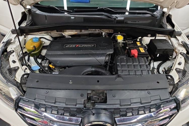Used GAC Trumpchi GS4 2017 235T Automatic Two-Wheel Drive Luxury Smart Connectivity Version Engine Bay