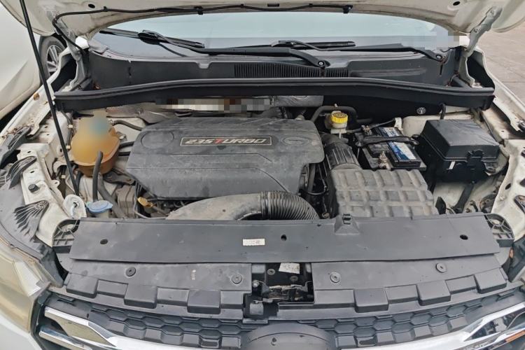 Used GAC Trumpchi GS4 2017 235T Manual Two-Wheel Drive Luxury Edition Engine Bay