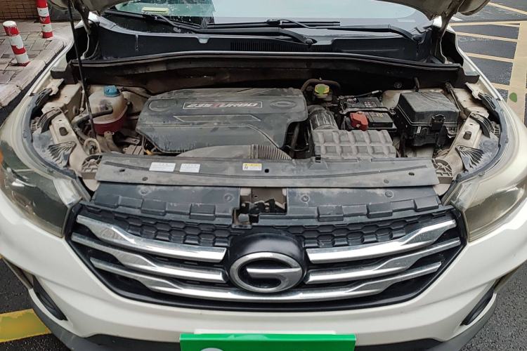 Used GAC Trumpchi GS4 2017 235T Automatic Two-Wheel Drive Elite Edition Engine Bay
