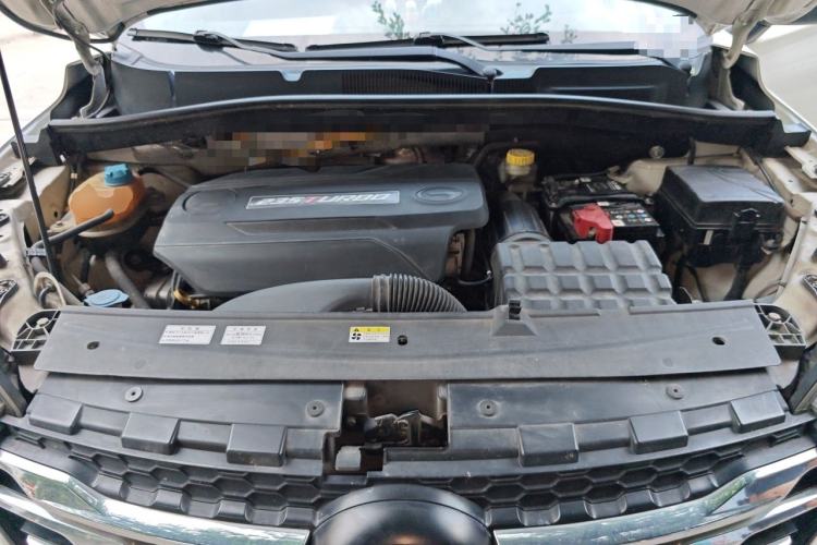 Used GAC Trumpchi GS4 2017 235T Automatic Two-Wheel Drive Elite Edition Engine Bay