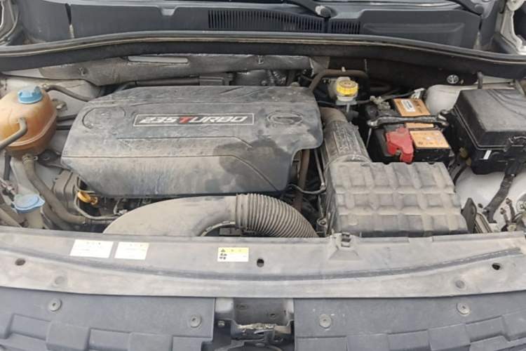 Used GAC Trumpchi GS4 2017 235T Manual Two-Wheel Drive Luxury Edition Engine Bay