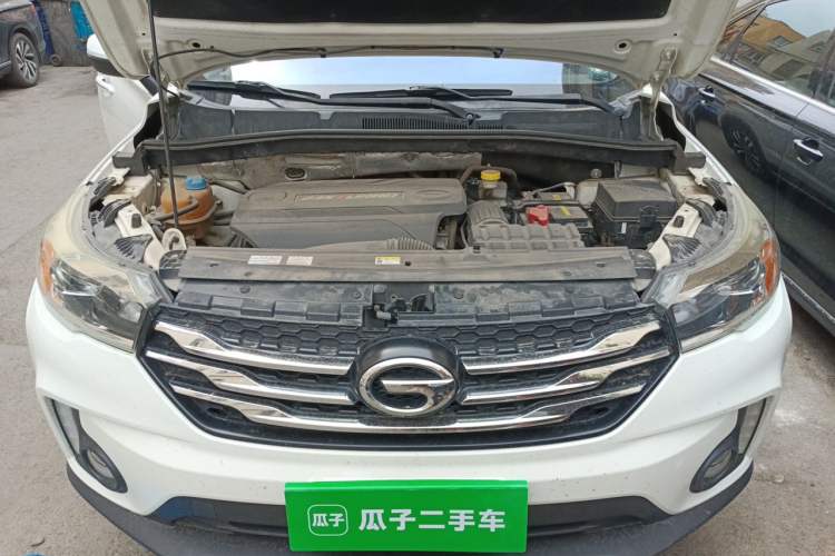 Used GAC Trumpchi GS4 2017 235T Manual Two-Wheel Drive Luxury Edition Engine Bay