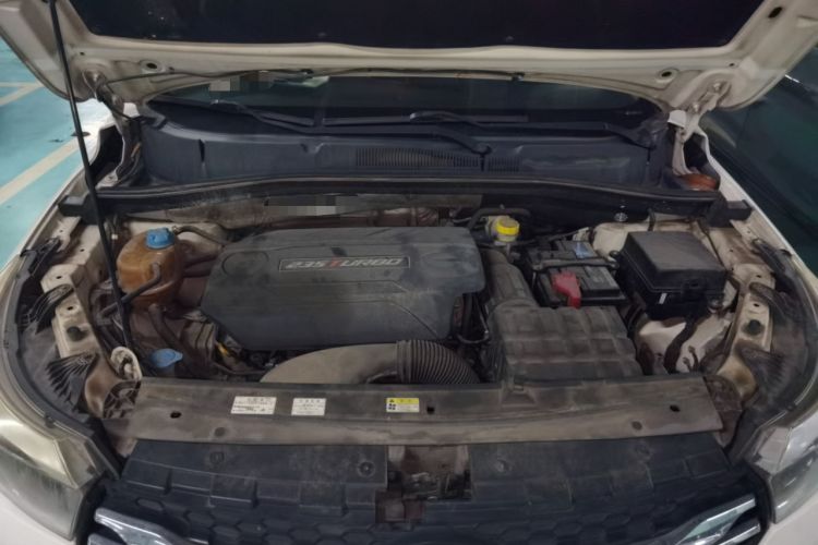 Used GAC Trumpchi GS4 2017 235T Manual Two-Wheel Drive Luxury Edition Engine Bay
